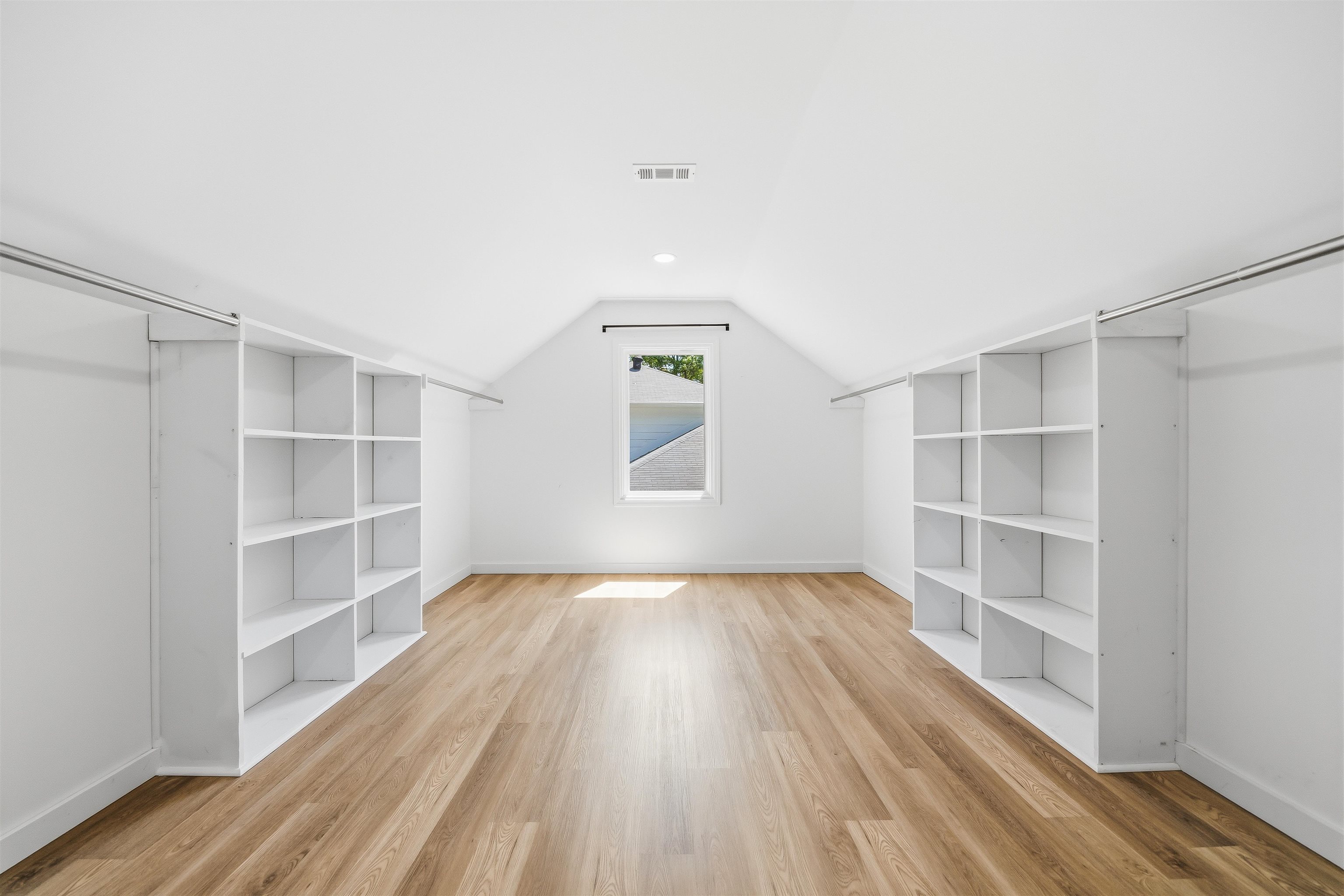 2237 BURFORDI LN