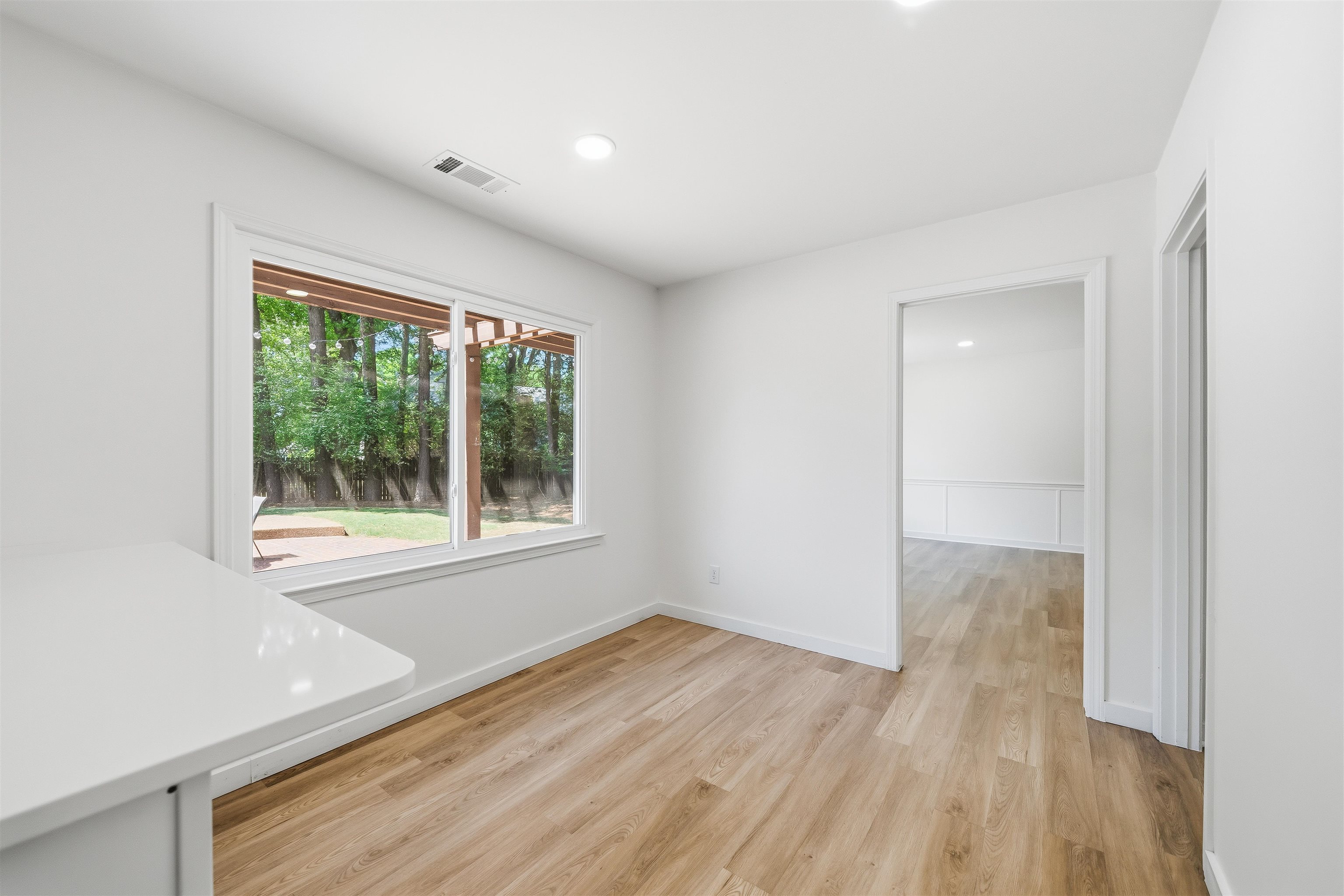 2237 BURFORDI LN