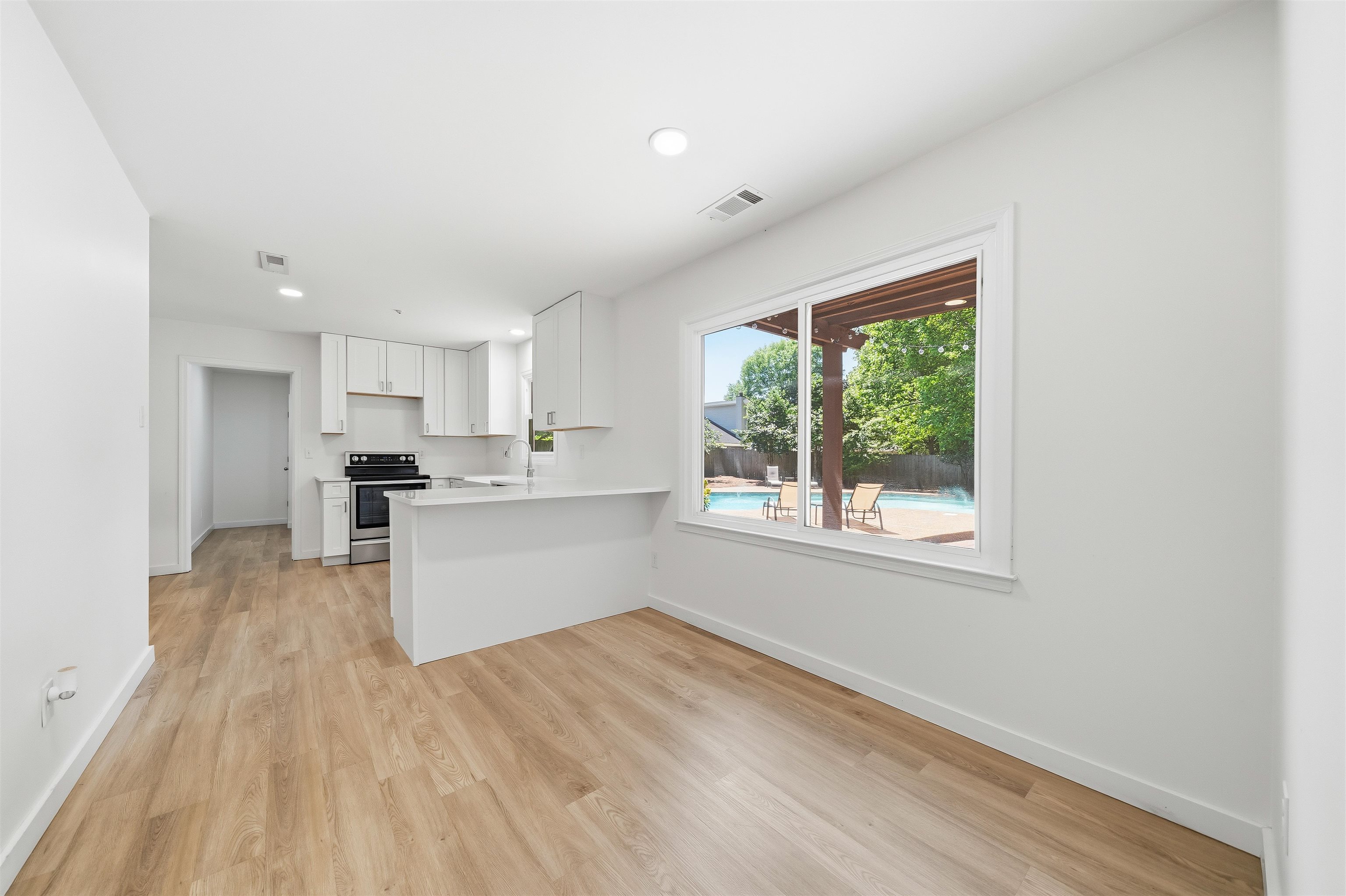 2237 BURFORDI LN