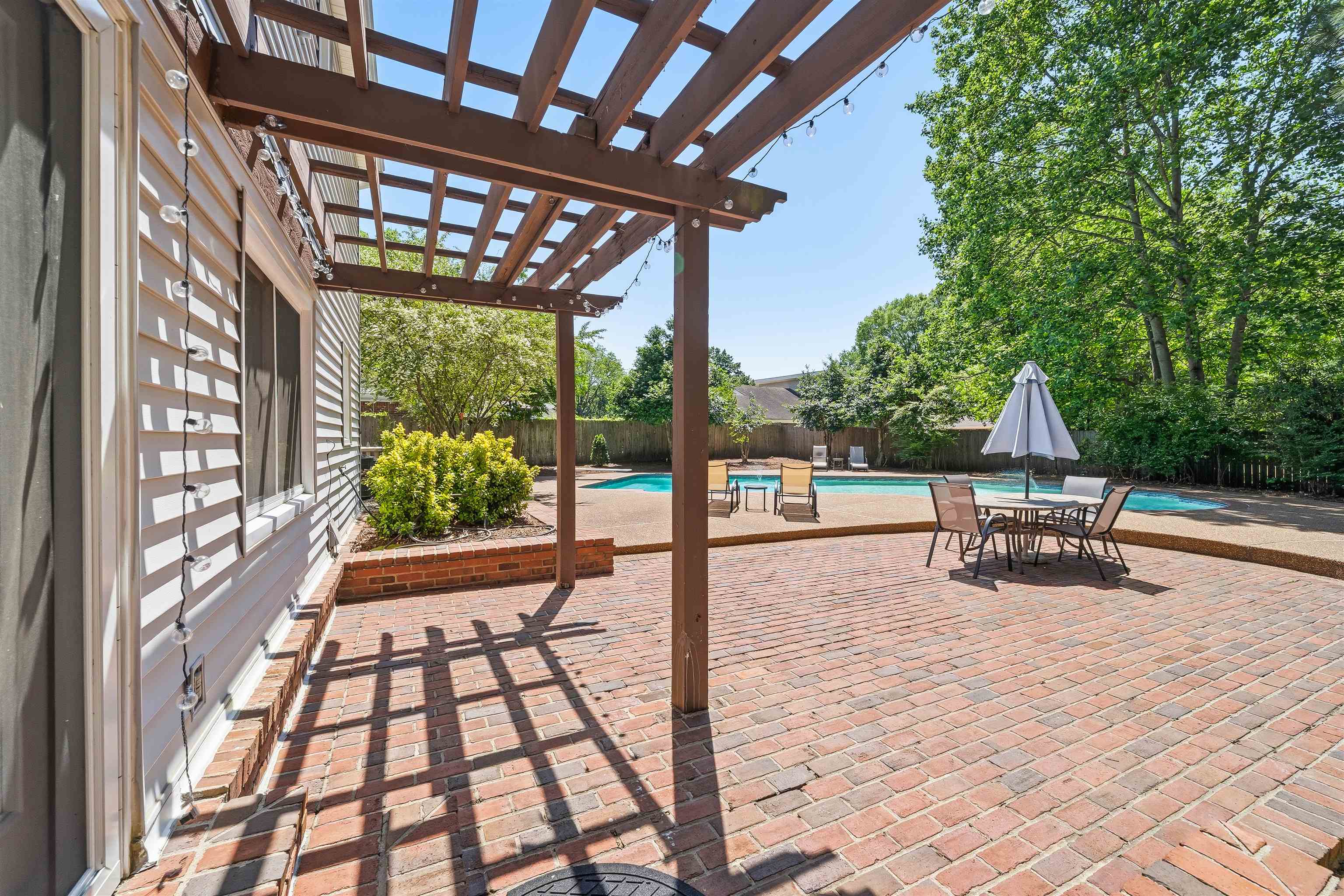 2237 BURFORDI LN
