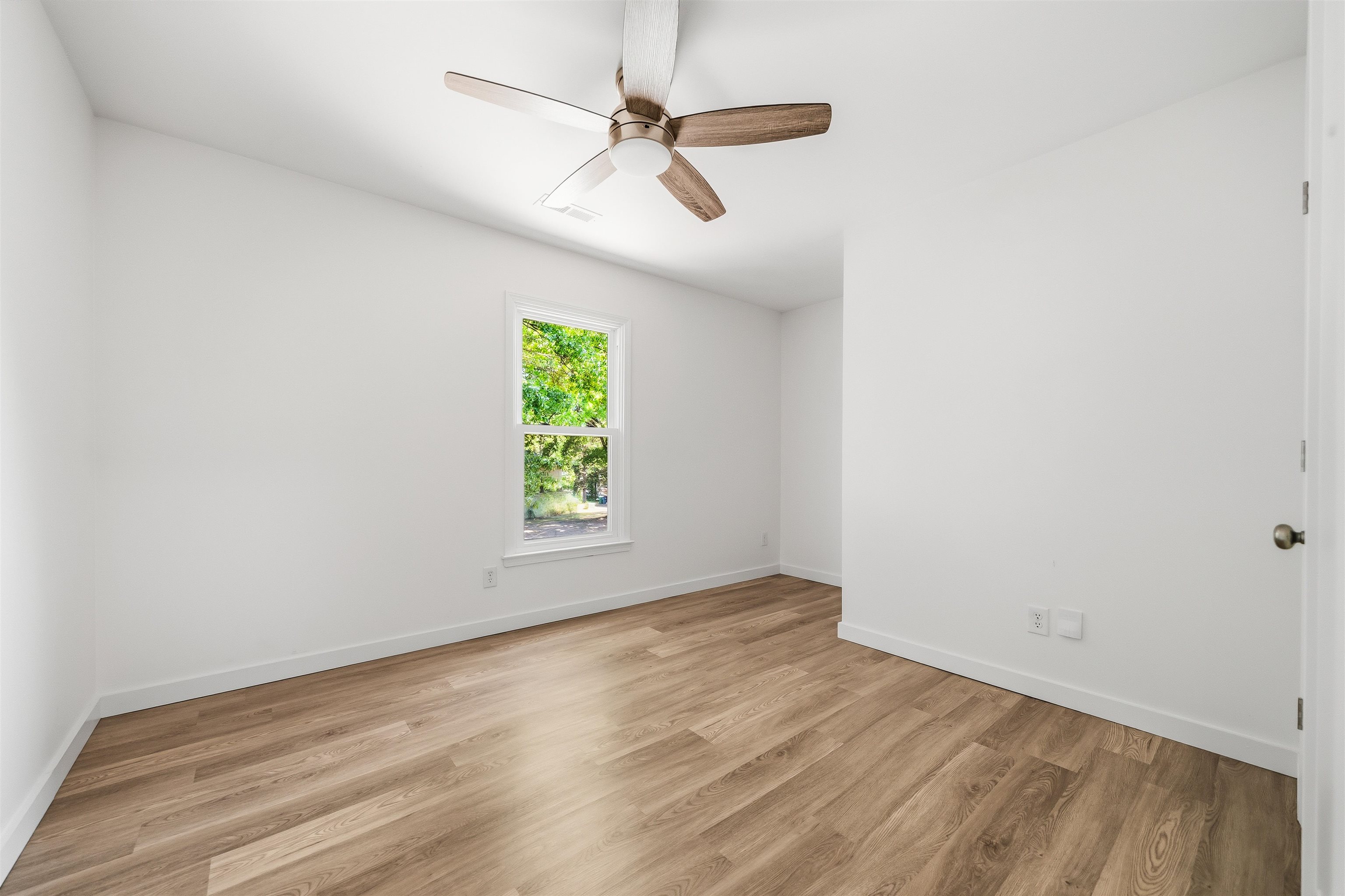 2237 BURFORDI LN
