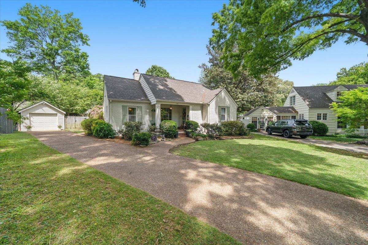 160 PICARDY PL