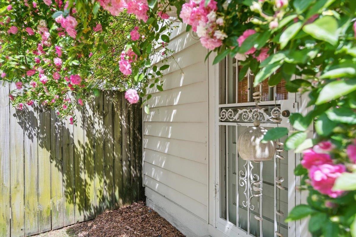 160 PICARDY PL