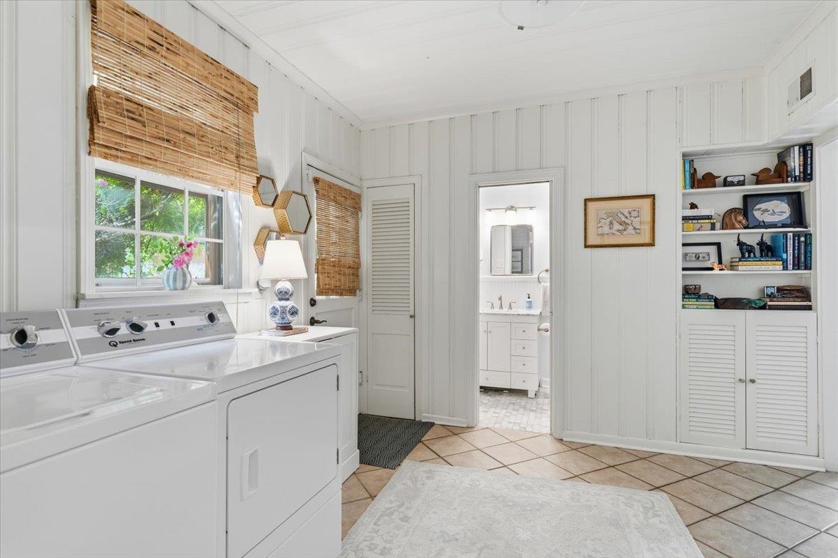 160 PICARDY PL