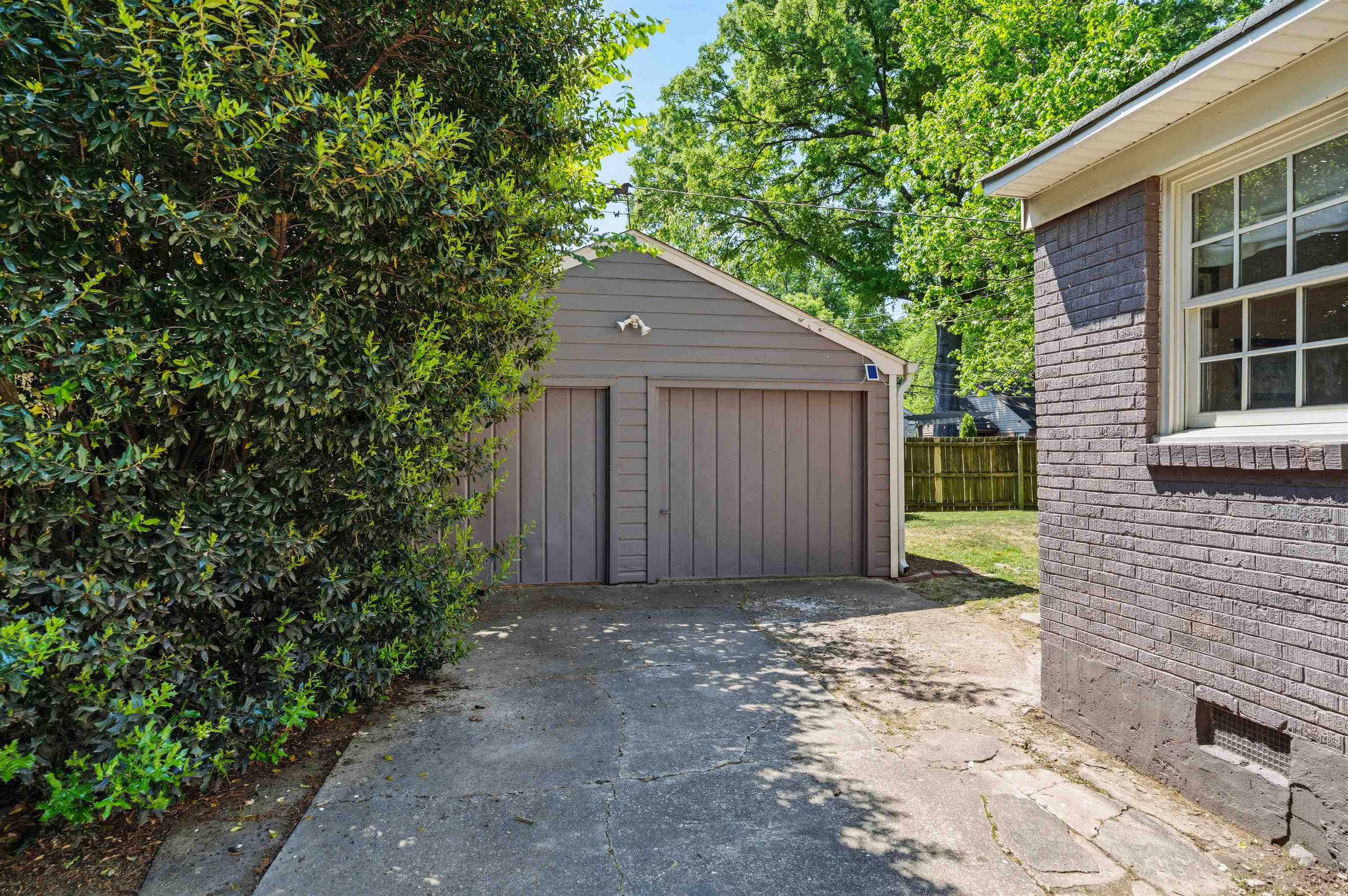3771 MIMOSA AVE
