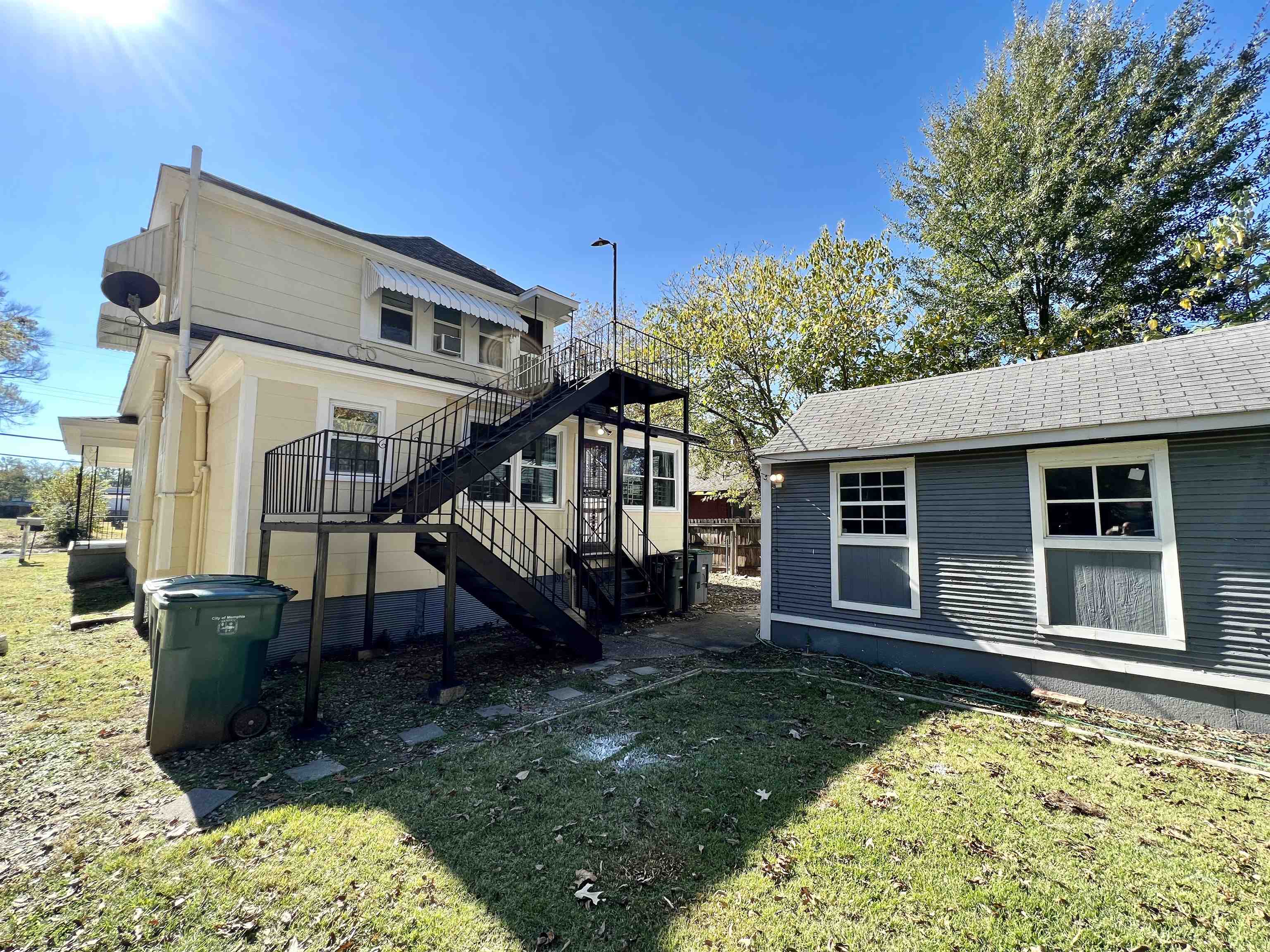 3520 FAXON AVE
