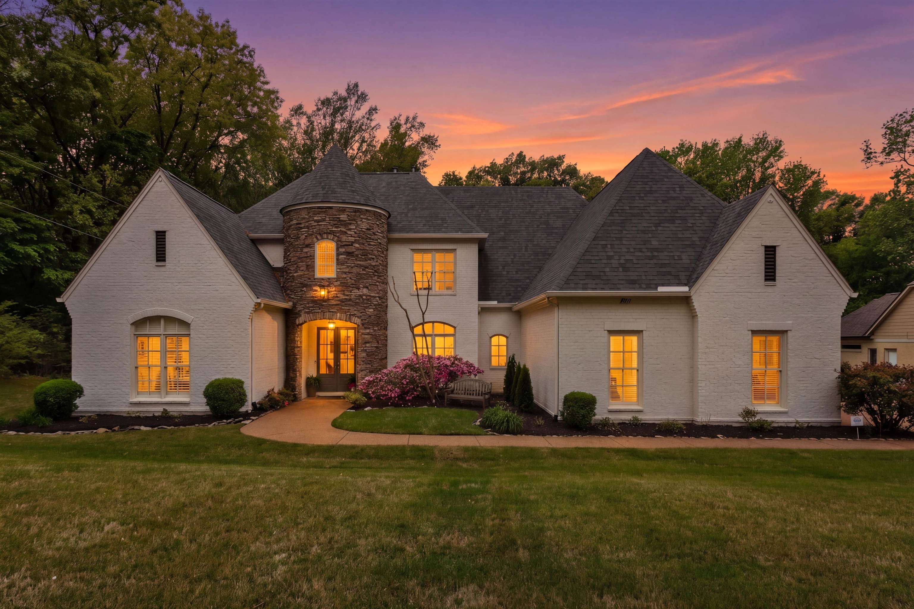 1881 RIVERDALE RD