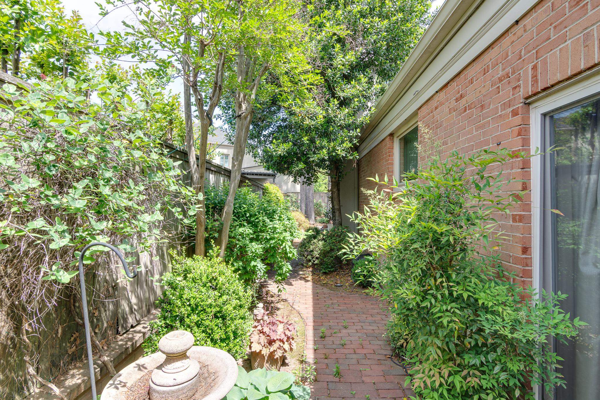 4032 DUMAINE WAY Unit: 74