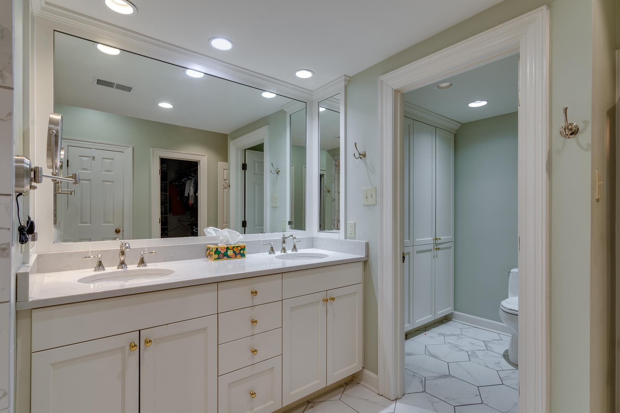 4032 DUMAINE WAY Unit: 74