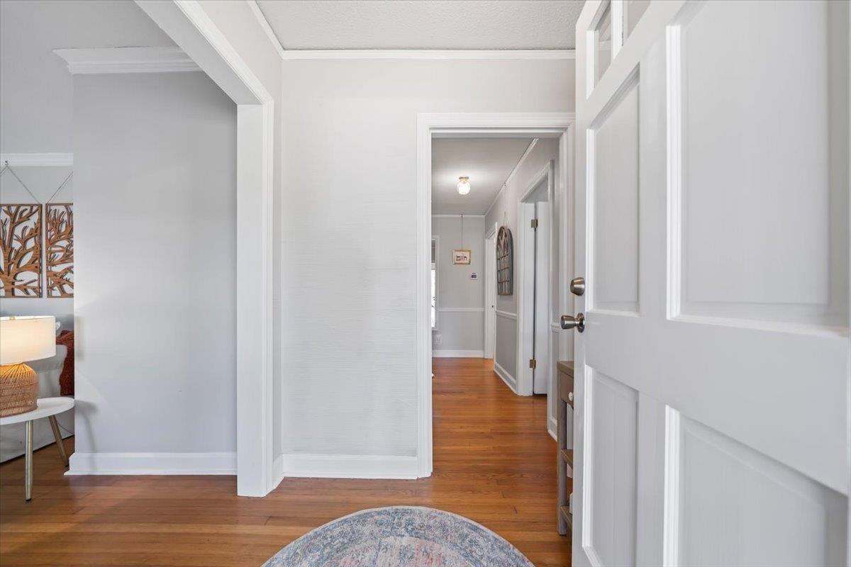 69 N WHITE STATION RD