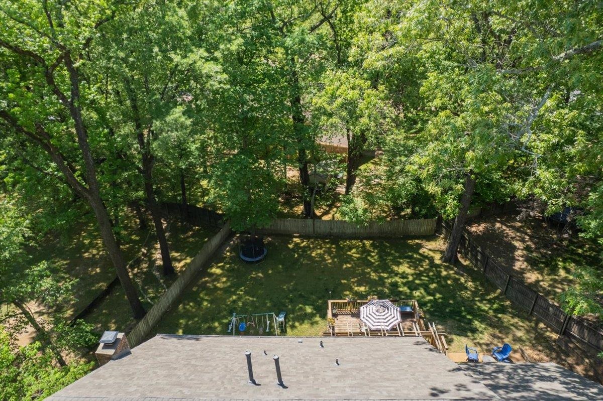 2137 WOODSIDE DR