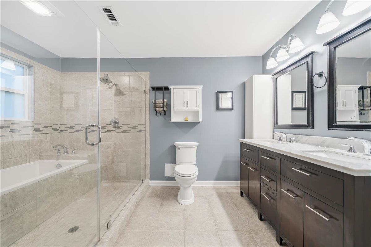 2137 WOODSIDE DR