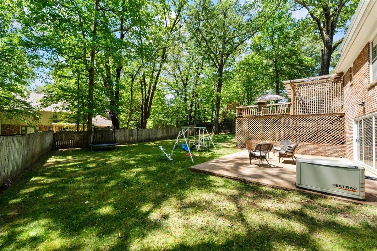 2137 WOODSIDE DR