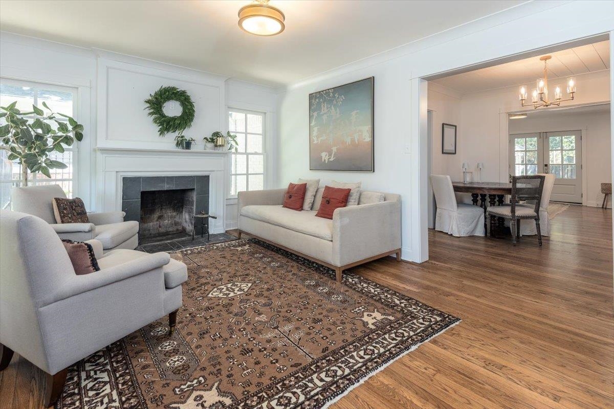 444 ALEXANDER ST