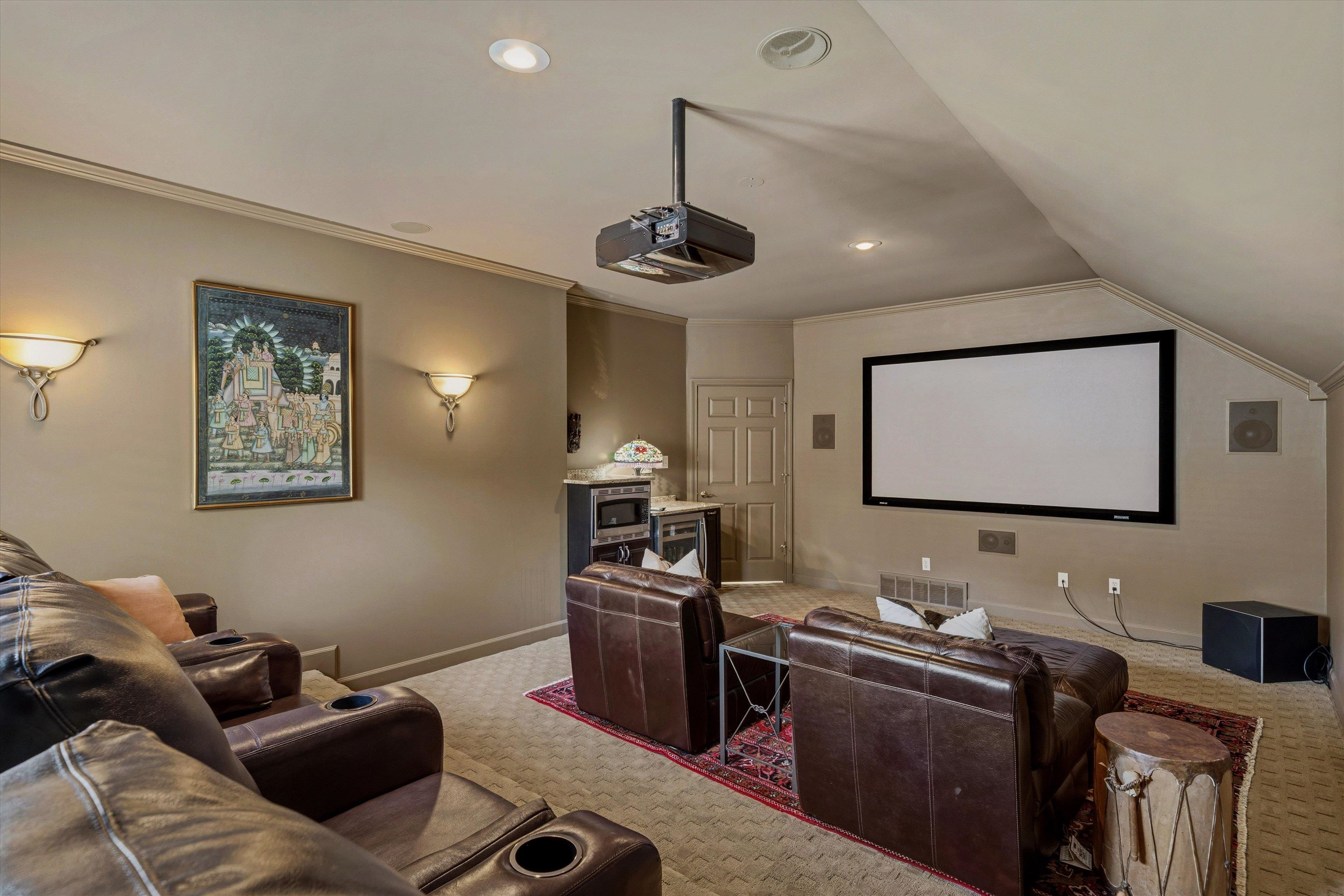 3333 BEDFORD LN