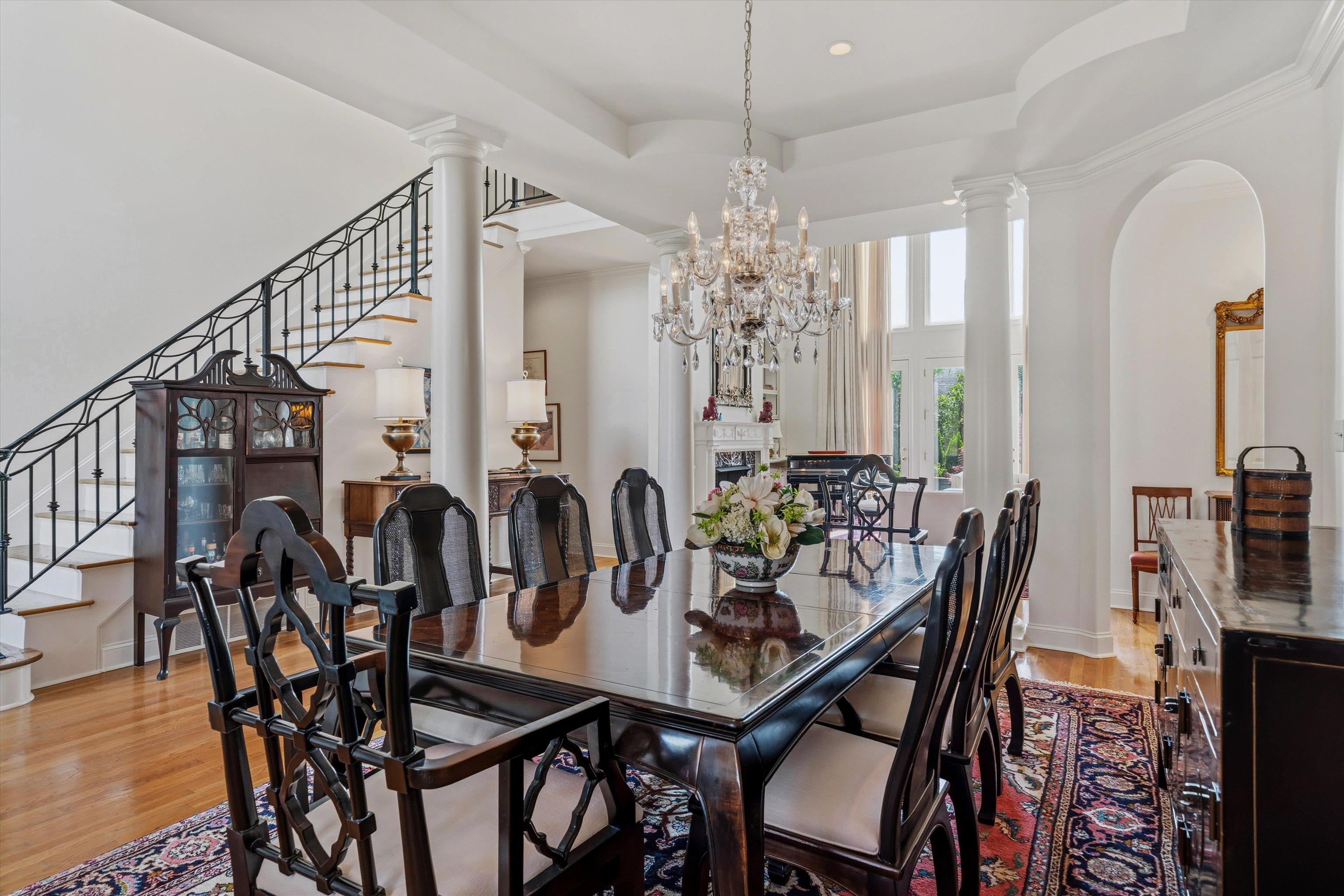 3333 BEDFORD LN