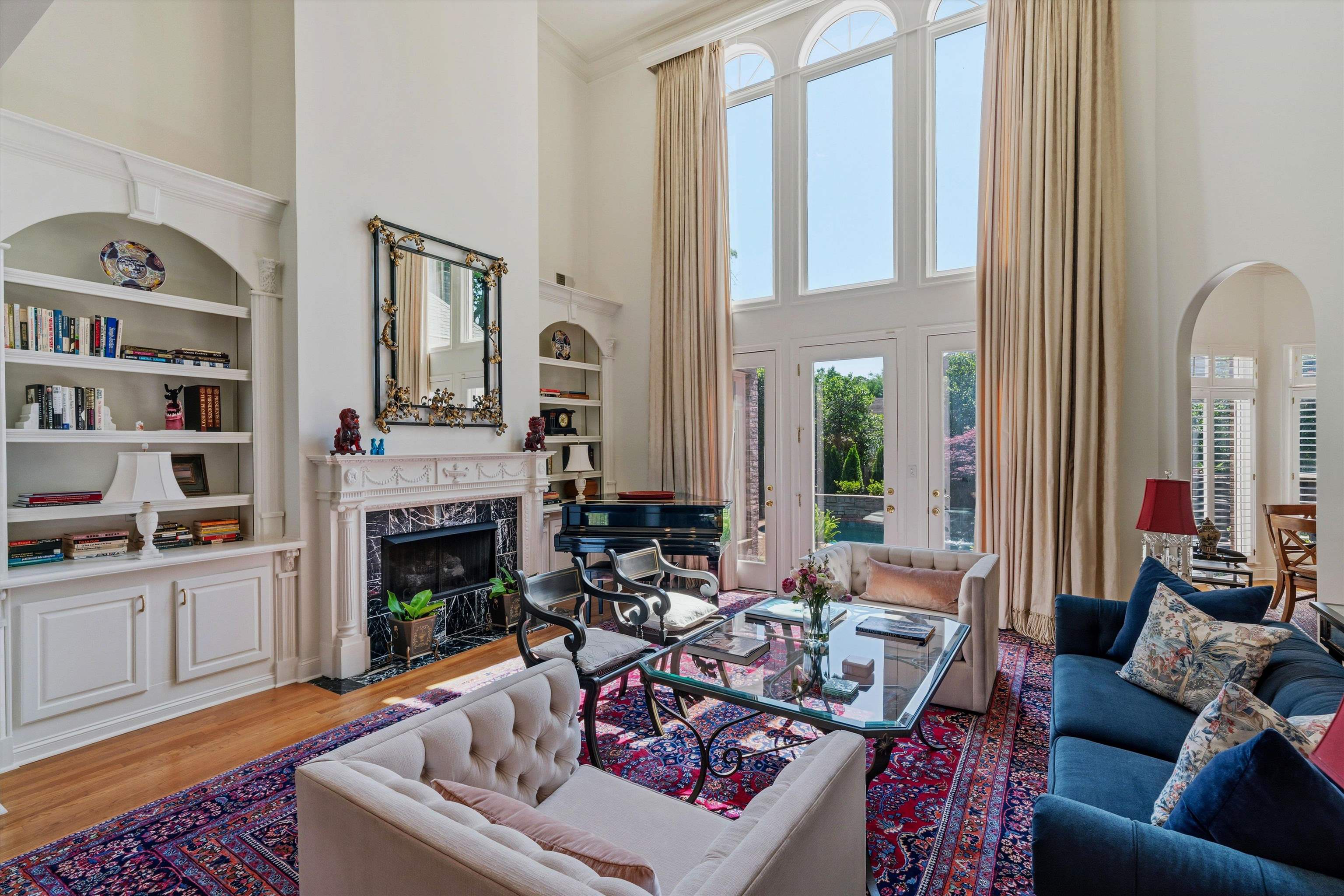 3333 BEDFORD LN