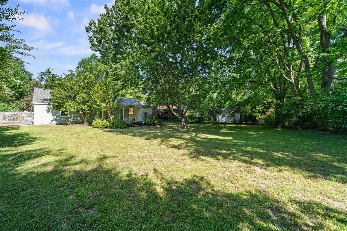 464 SHARON DR