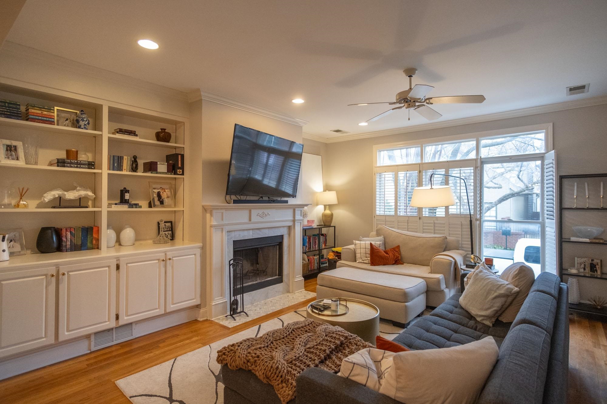 525 RIENZI DR