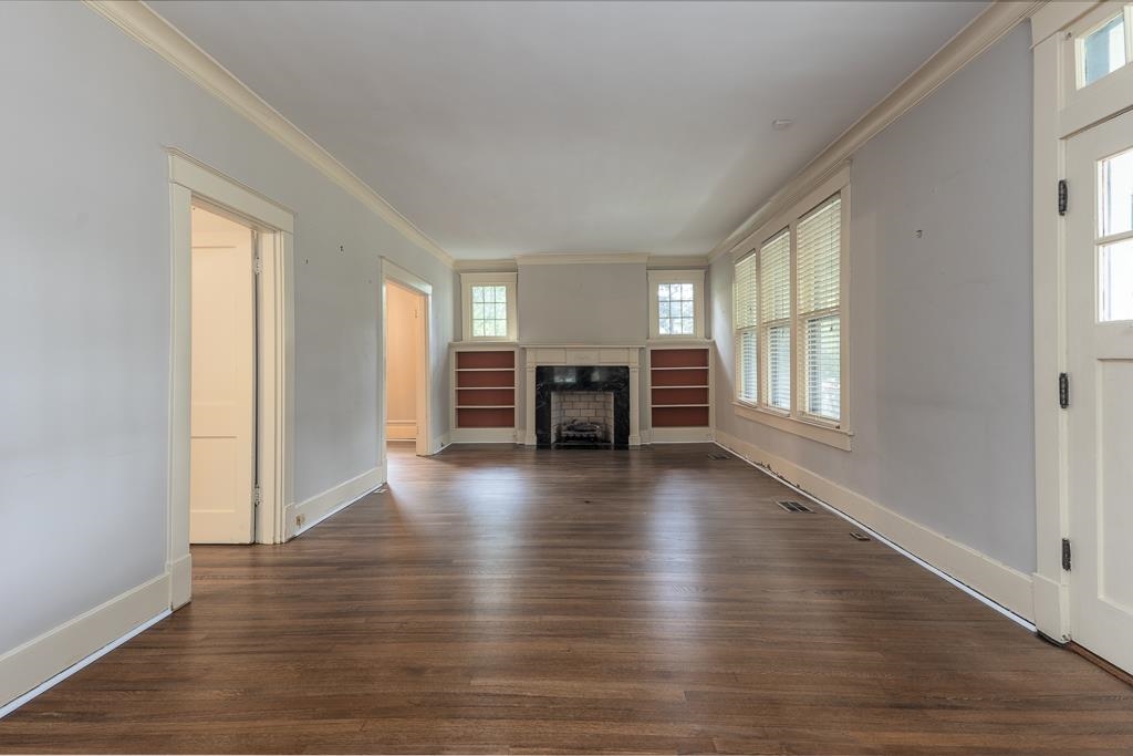 573 S MCLEAN BLVD