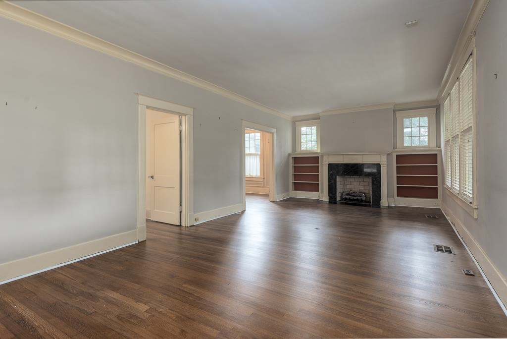 573 S MCLEAN BLVD