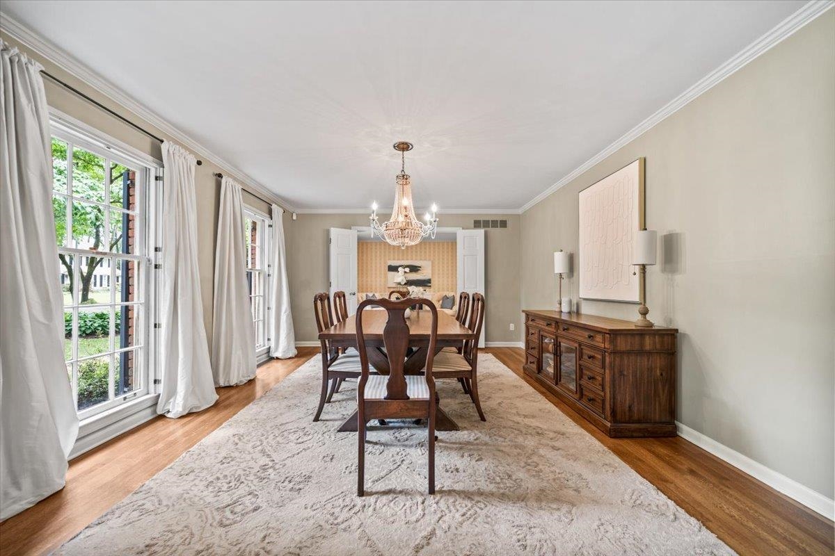 2345 KIRBY WOODS CV