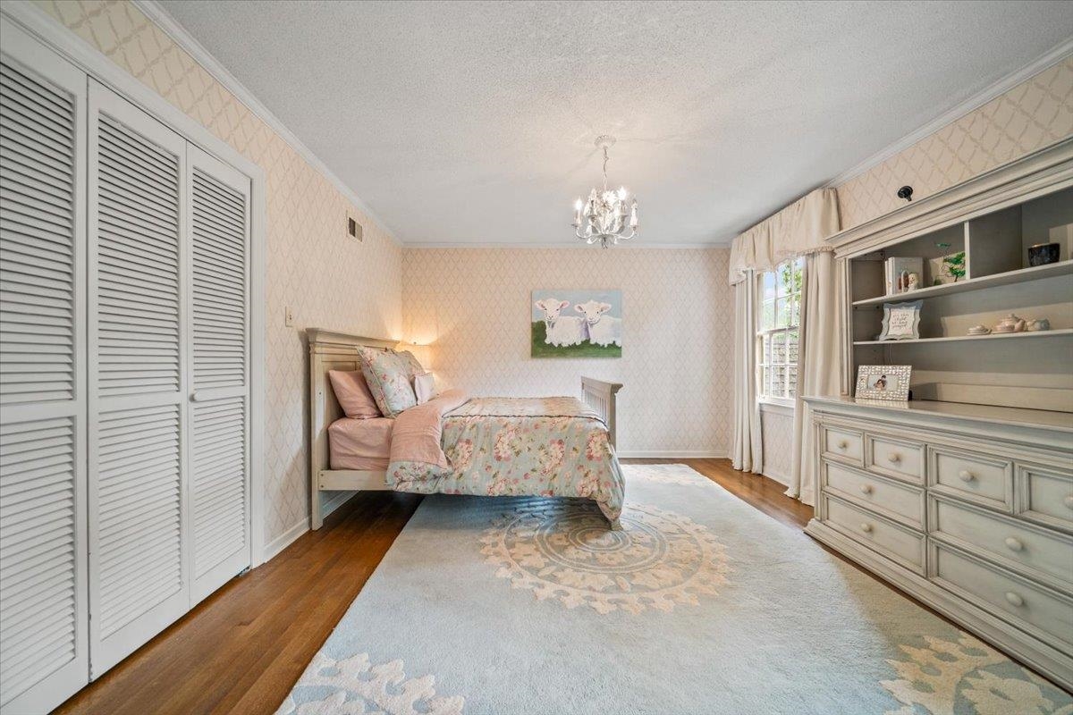 2345 KIRBY WOODS CV