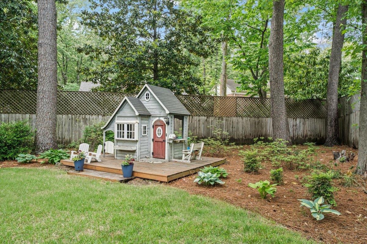 2345 KIRBY WOODS CV