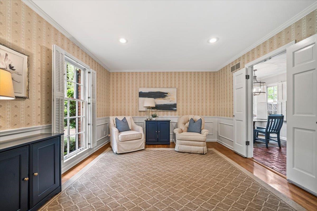 2345 KIRBY WOODS CV