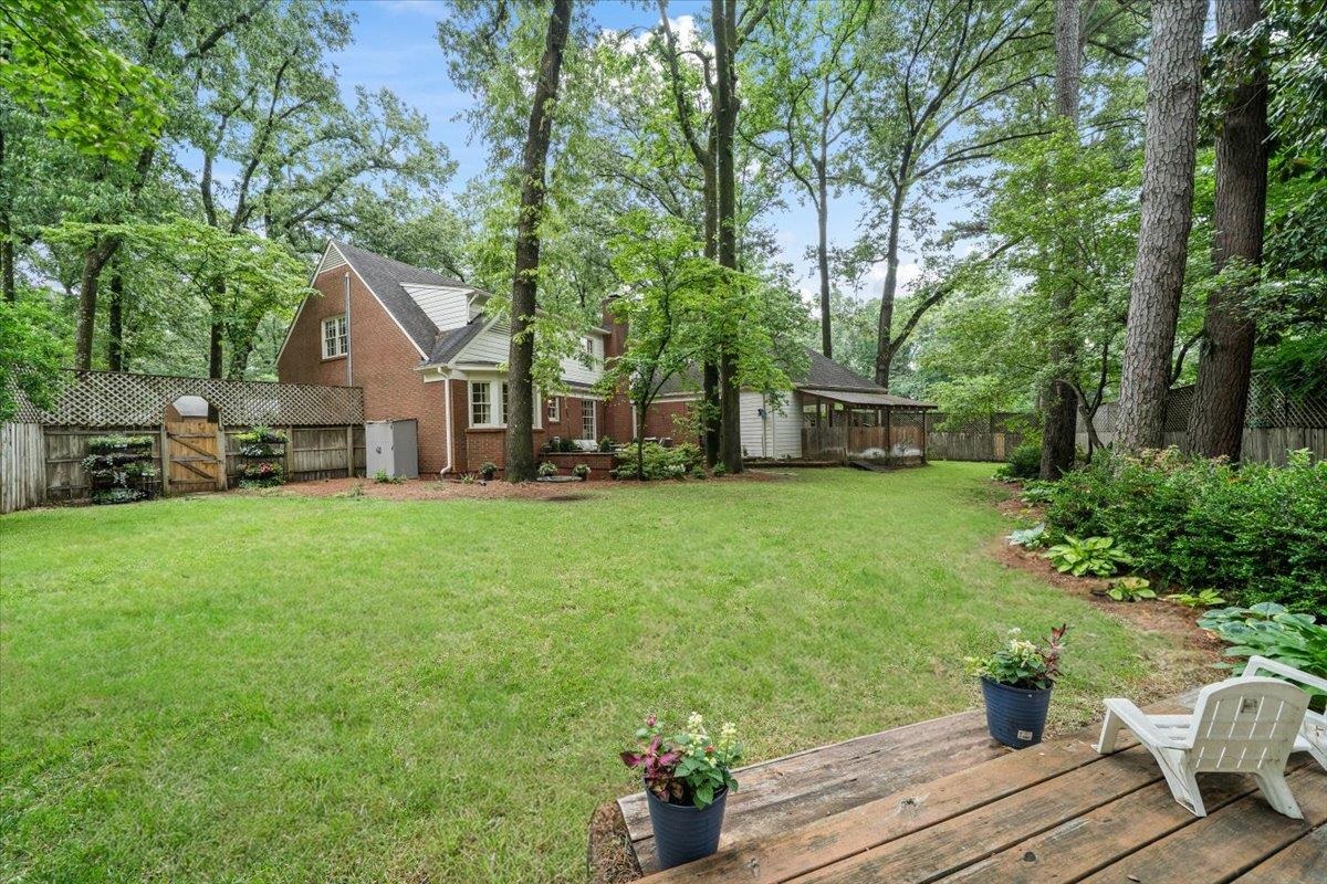 2345 KIRBY WOODS CV