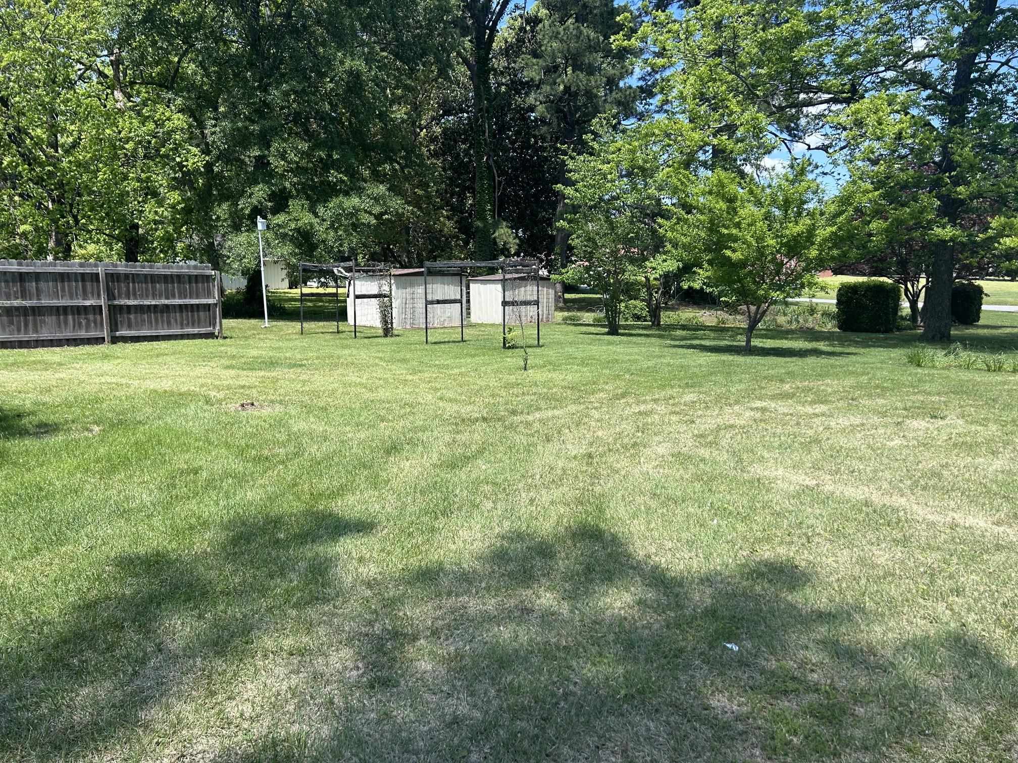 1089 N SANGA RD