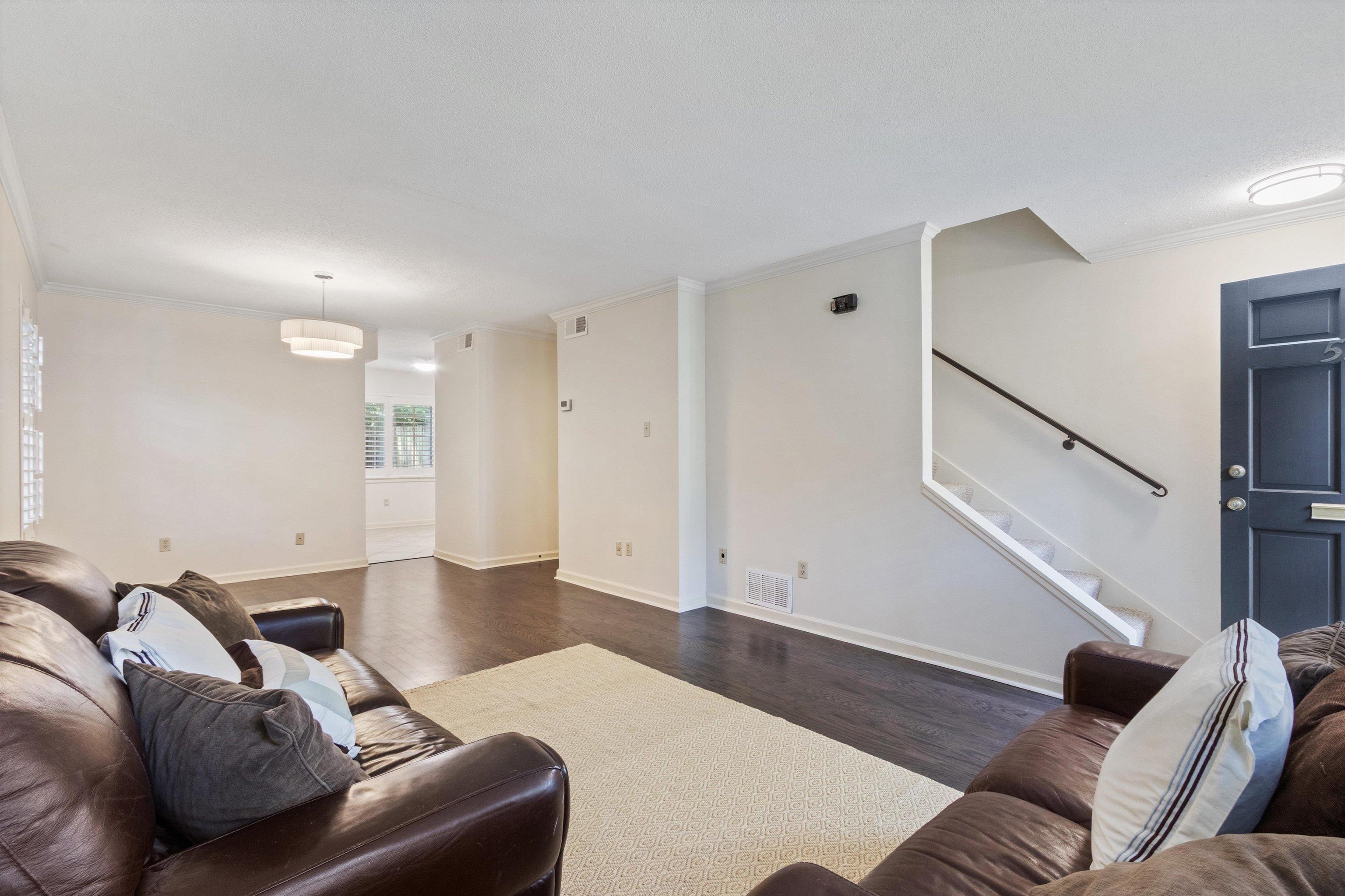532 PEABODY AVE Unit: 532
