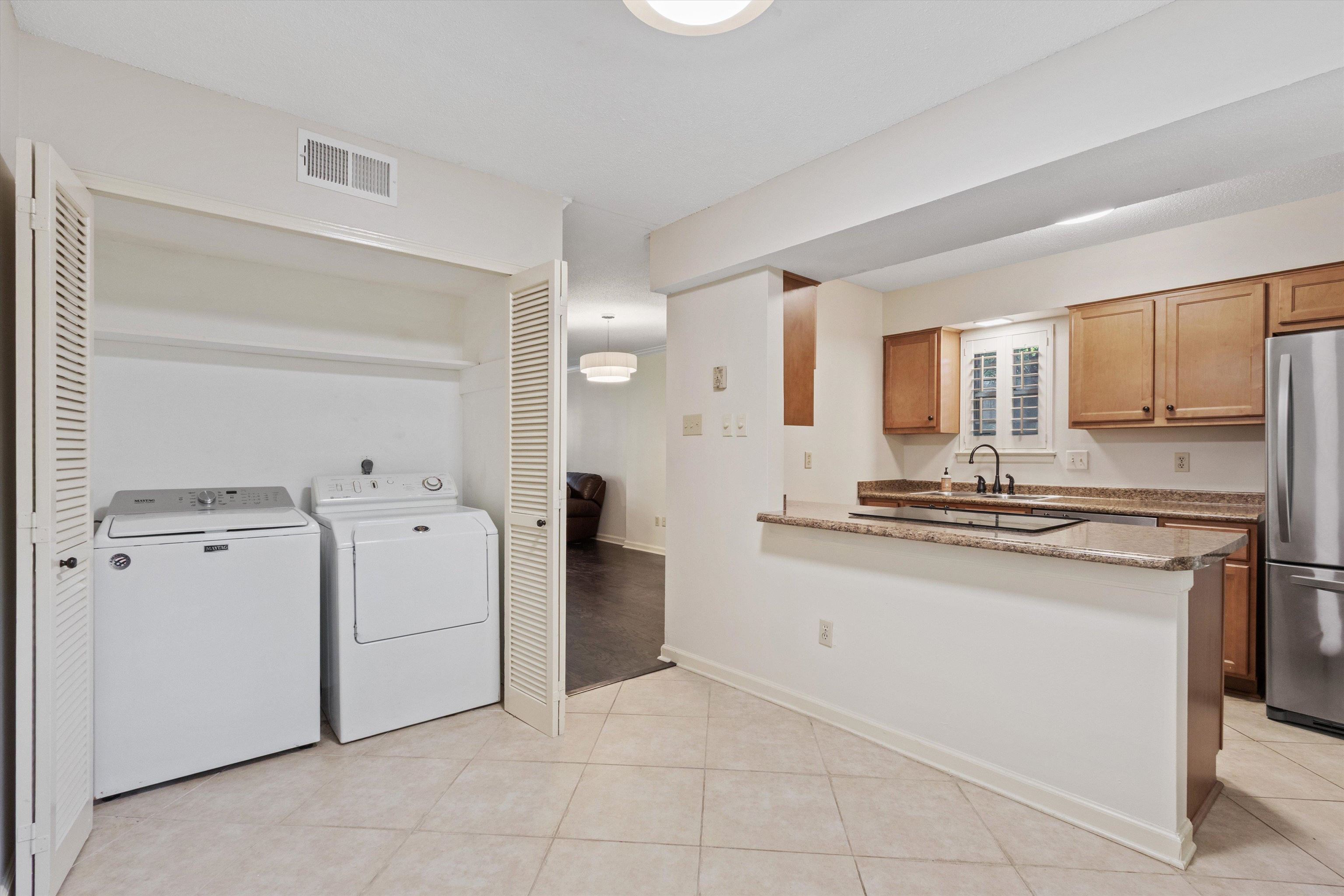 532 PEABODY AVE Unit: 532