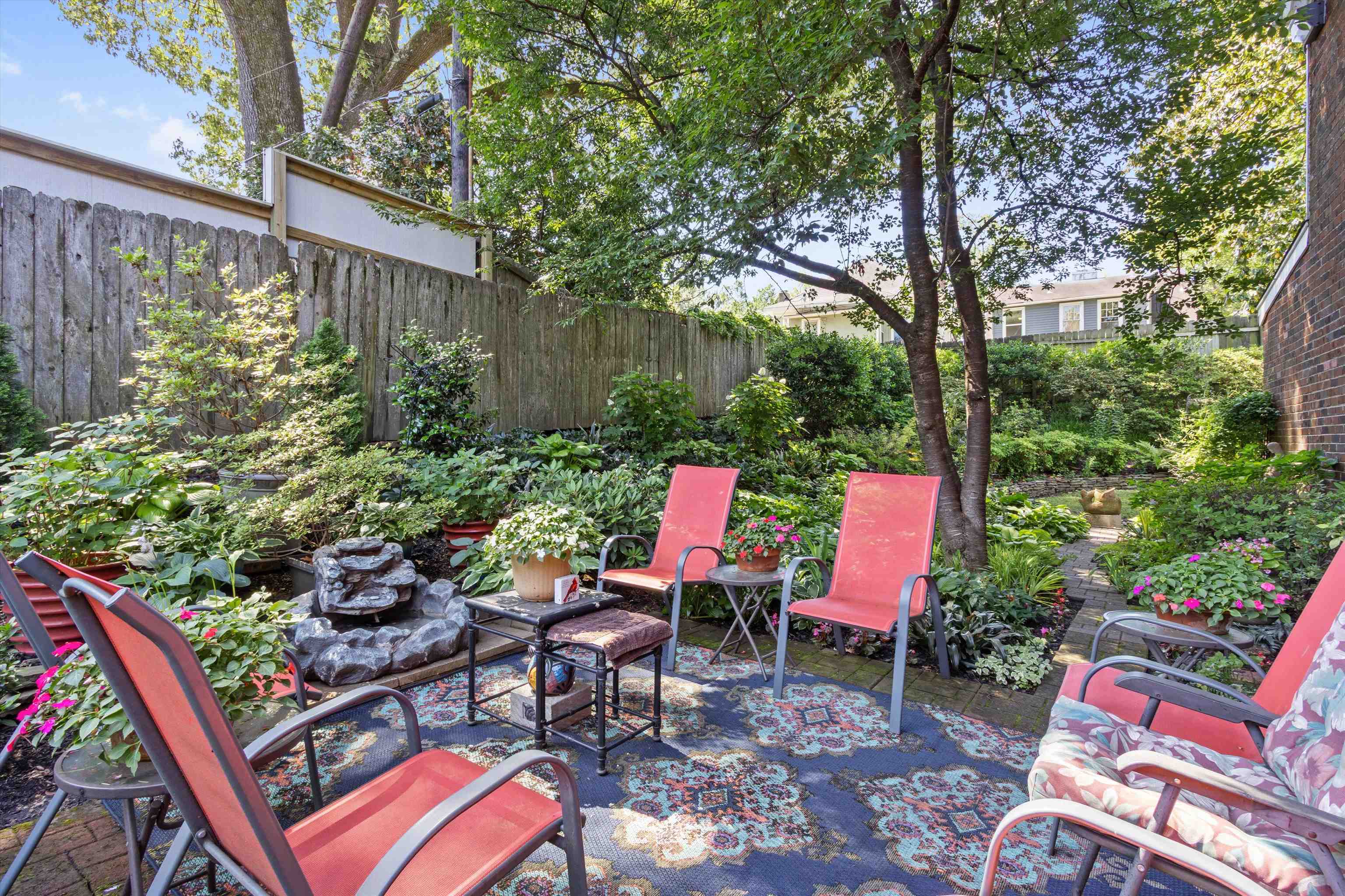 532 PEABODY AVE Unit: 532