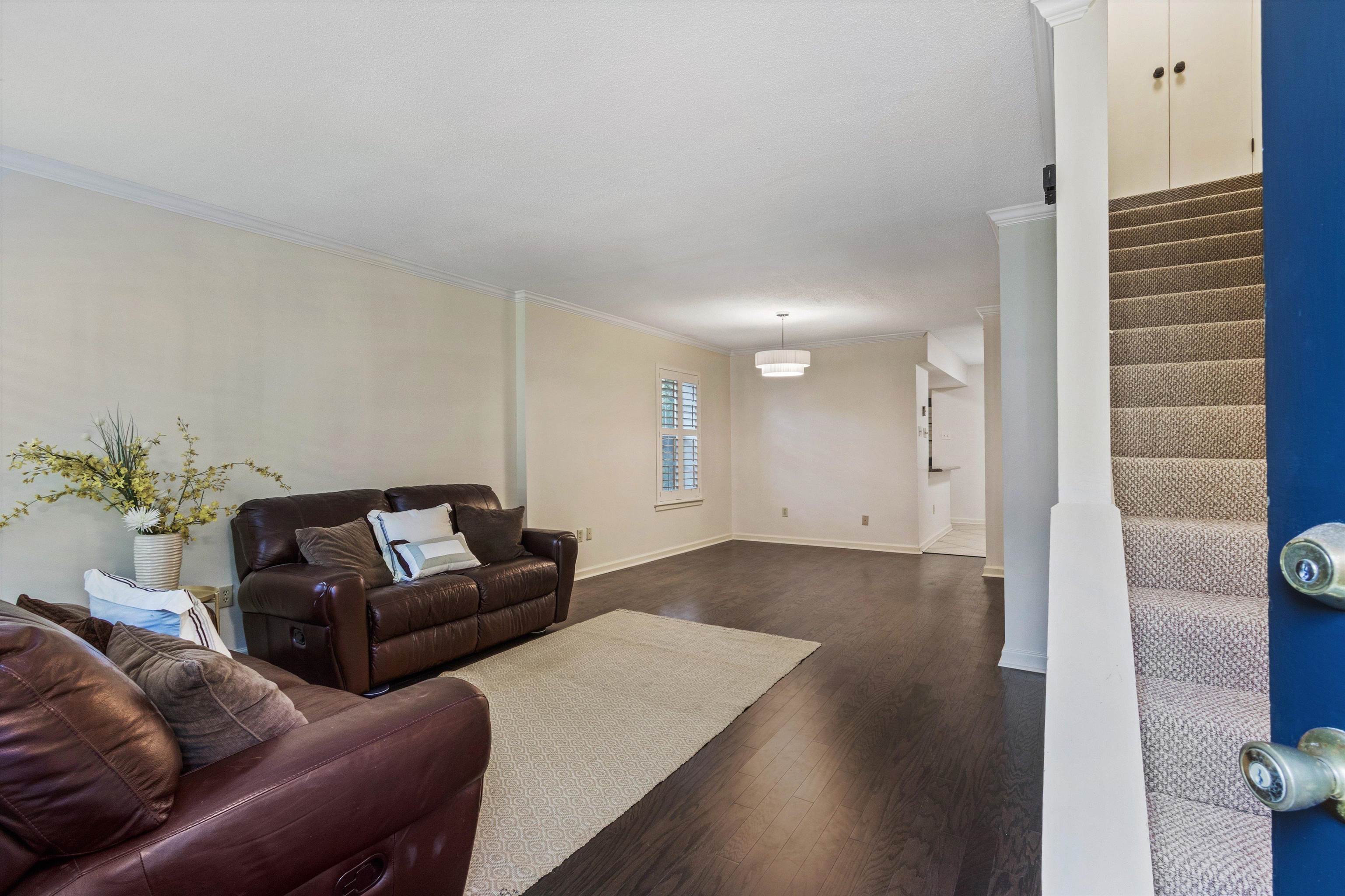 532 PEABODY AVE Unit: 532