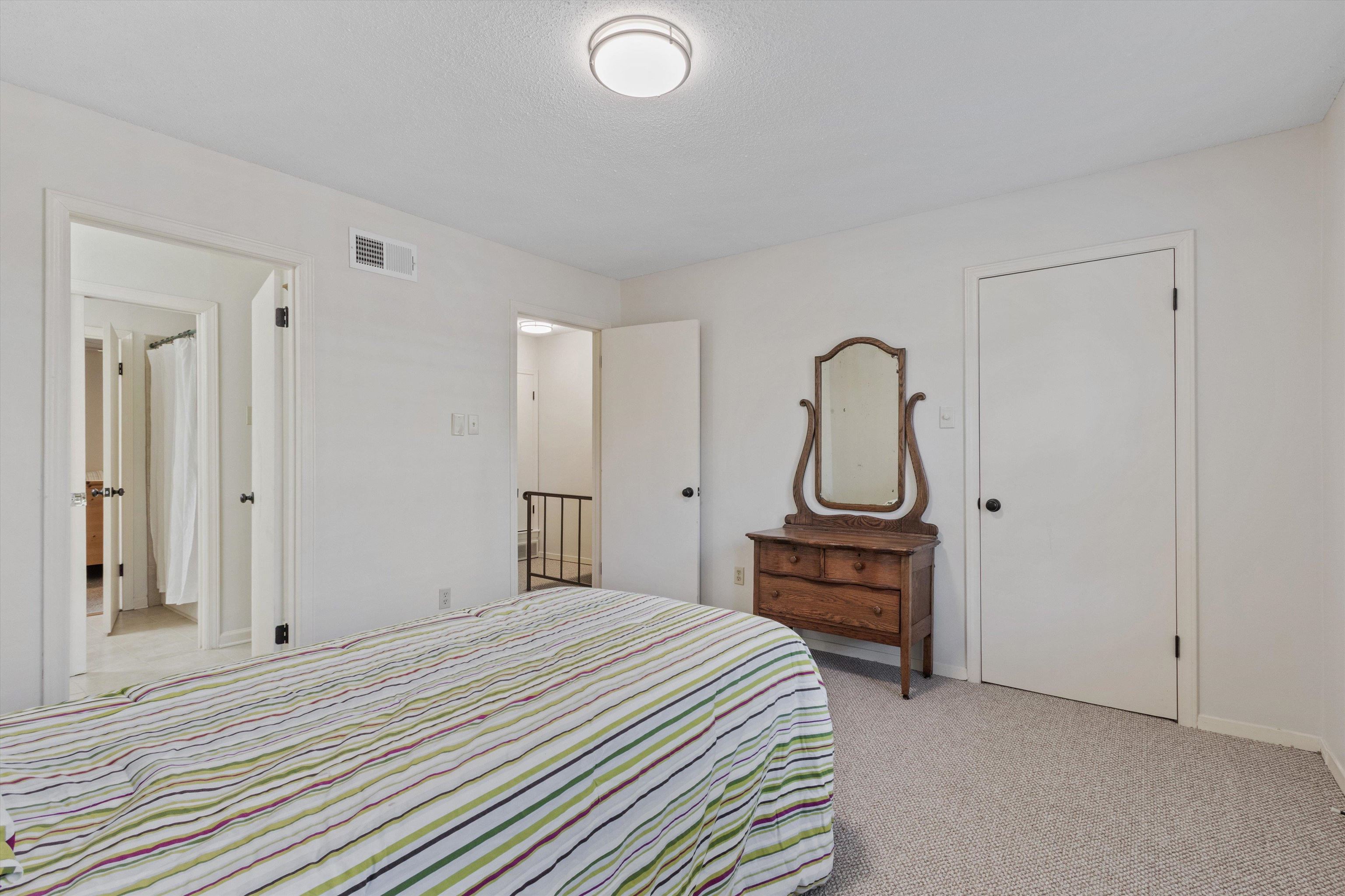 532 PEABODY AVE Unit: 532