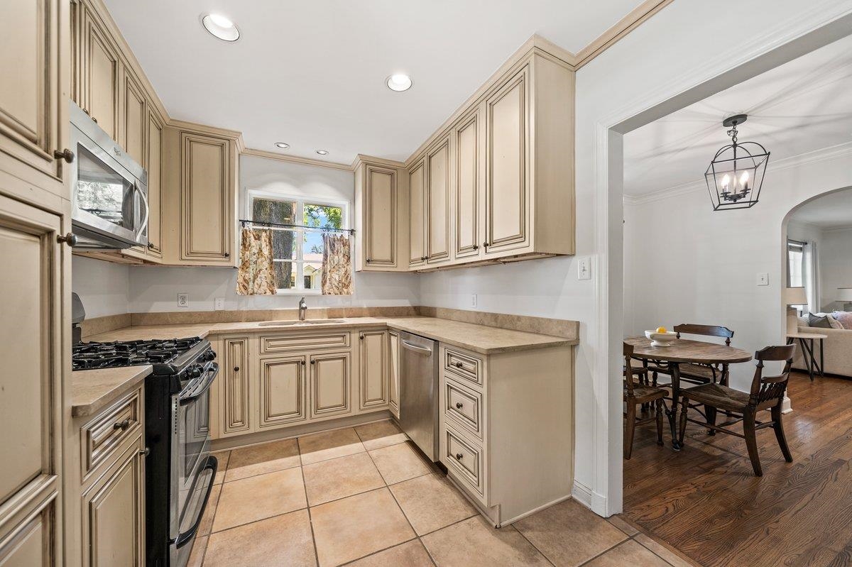 3788 MIMOSA AVE