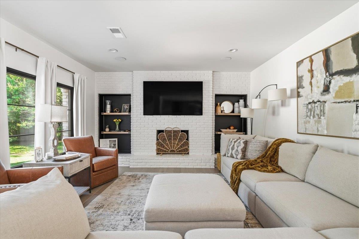 158 GROVE PARK CIR