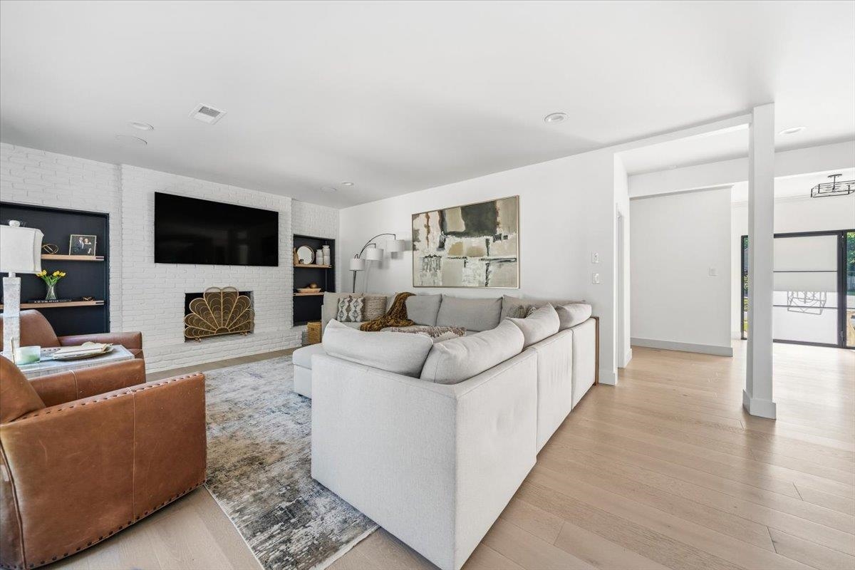 158 GROVE PARK CIR