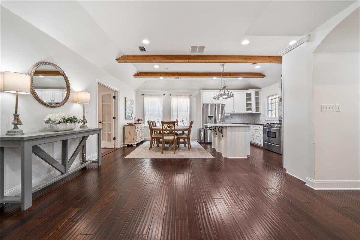 288 MARY ANN DR