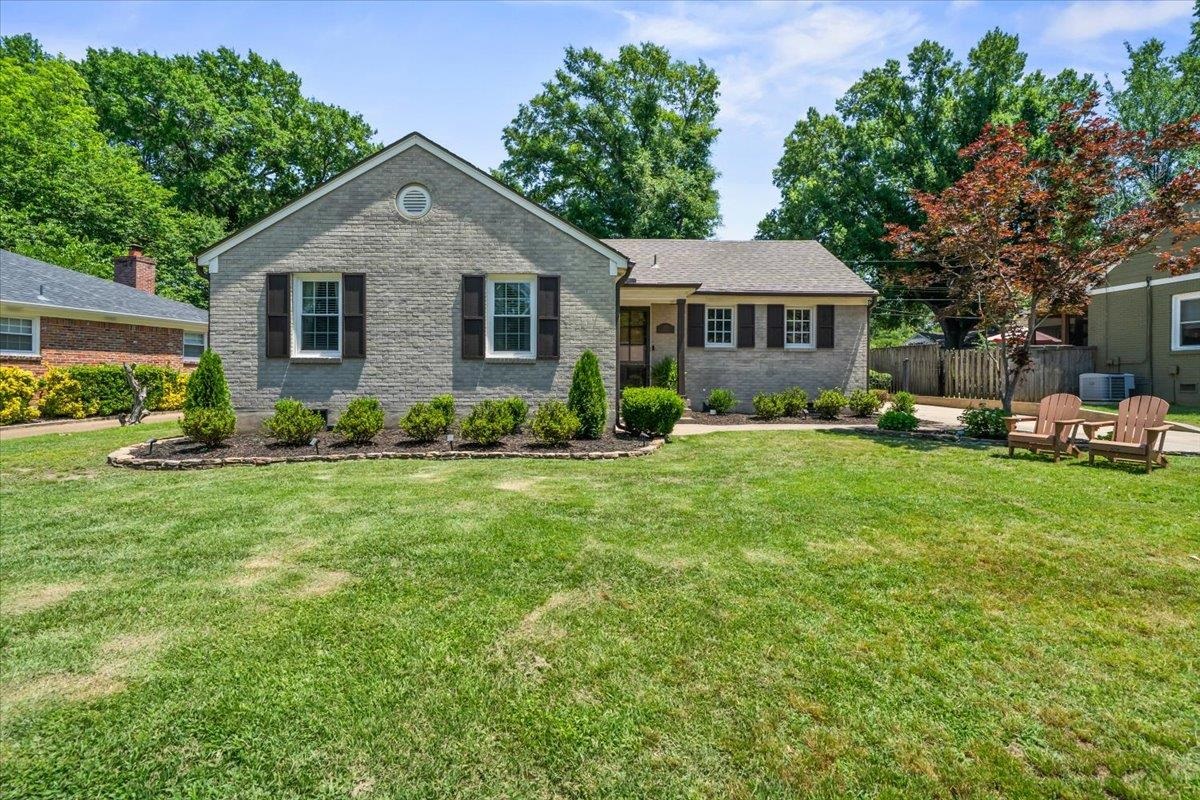288 MARY ANN DR