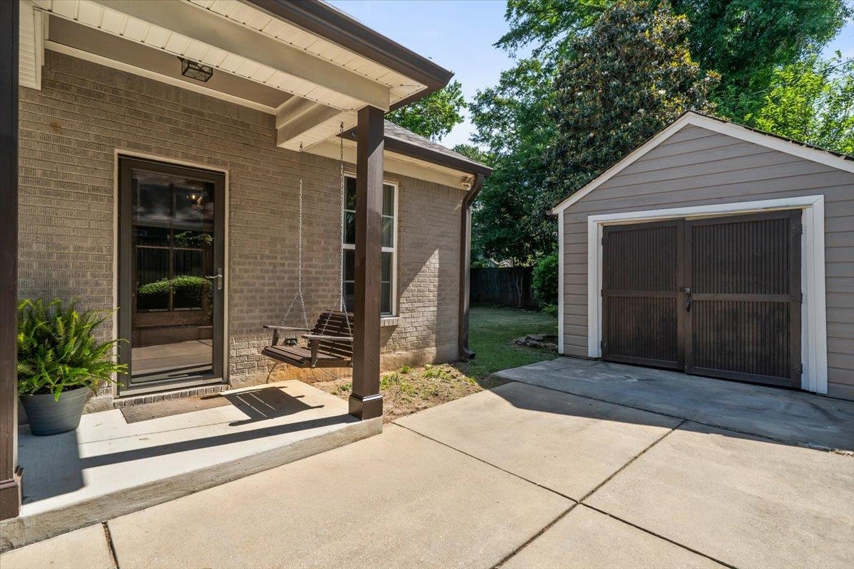 288 MARY ANN DR