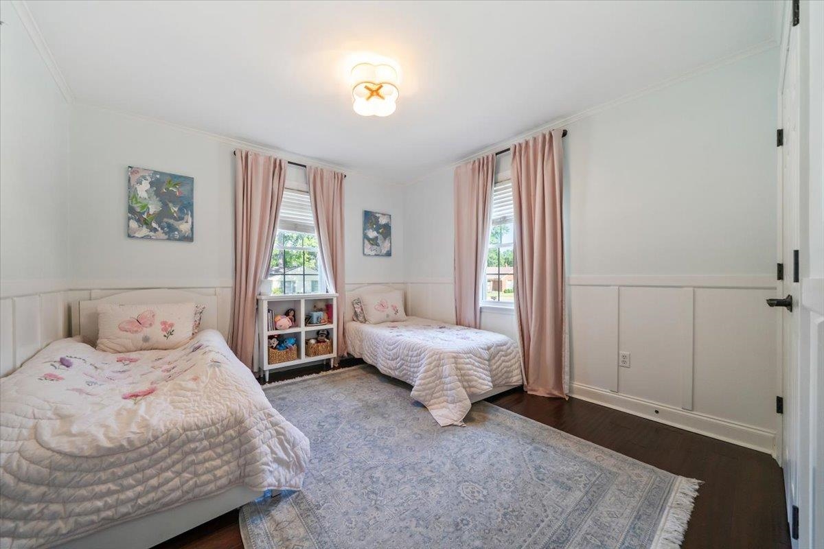 288 MARY ANN DR