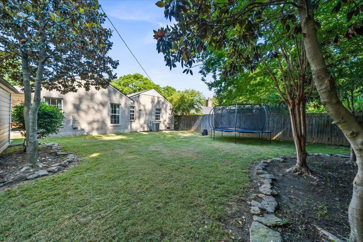 288 MARY ANN DR