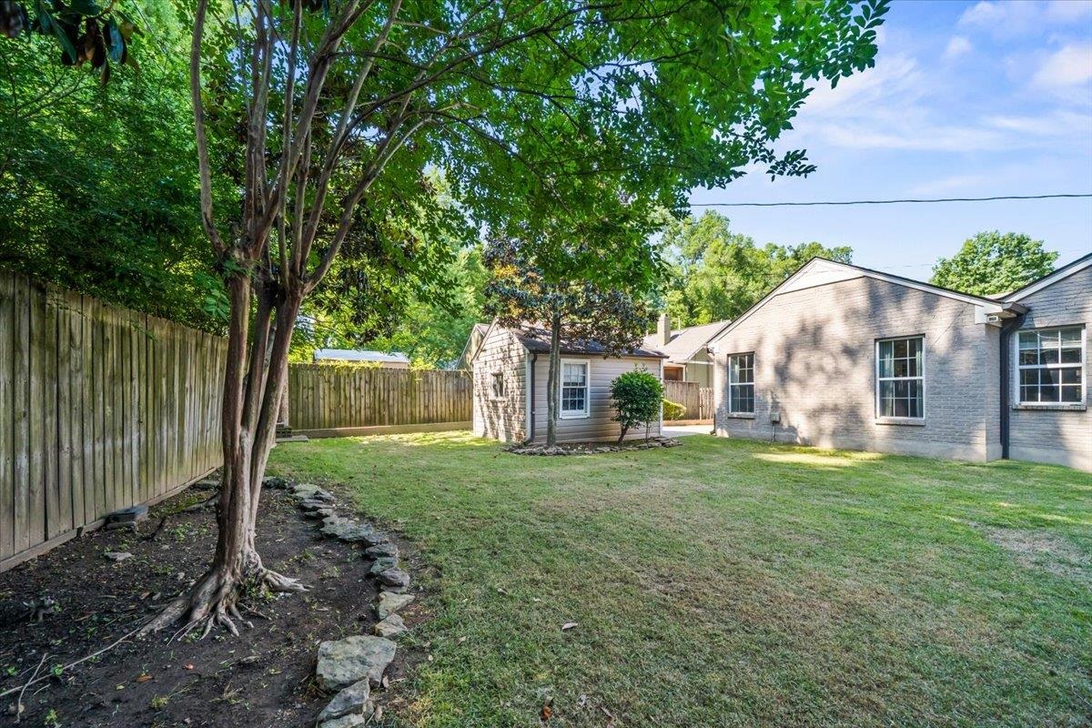 288 MARY ANN DR