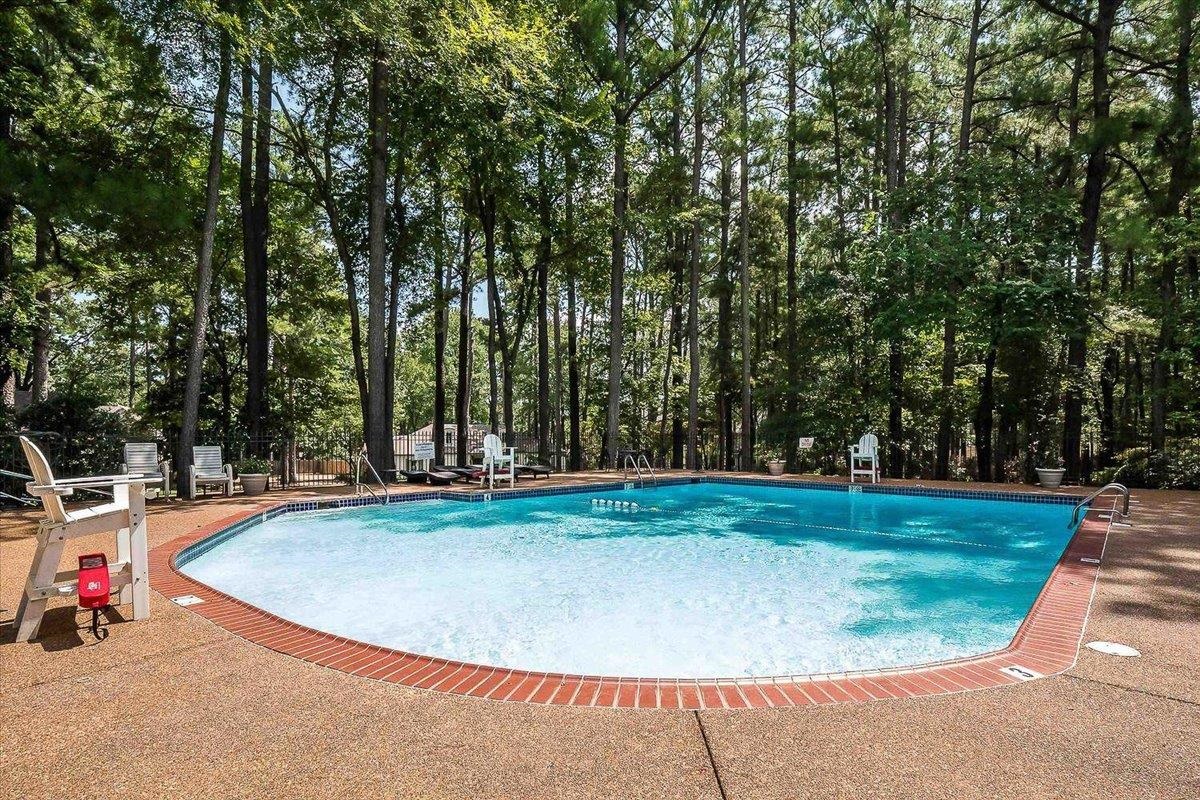 2162 KIMBROUGH WOODS PL