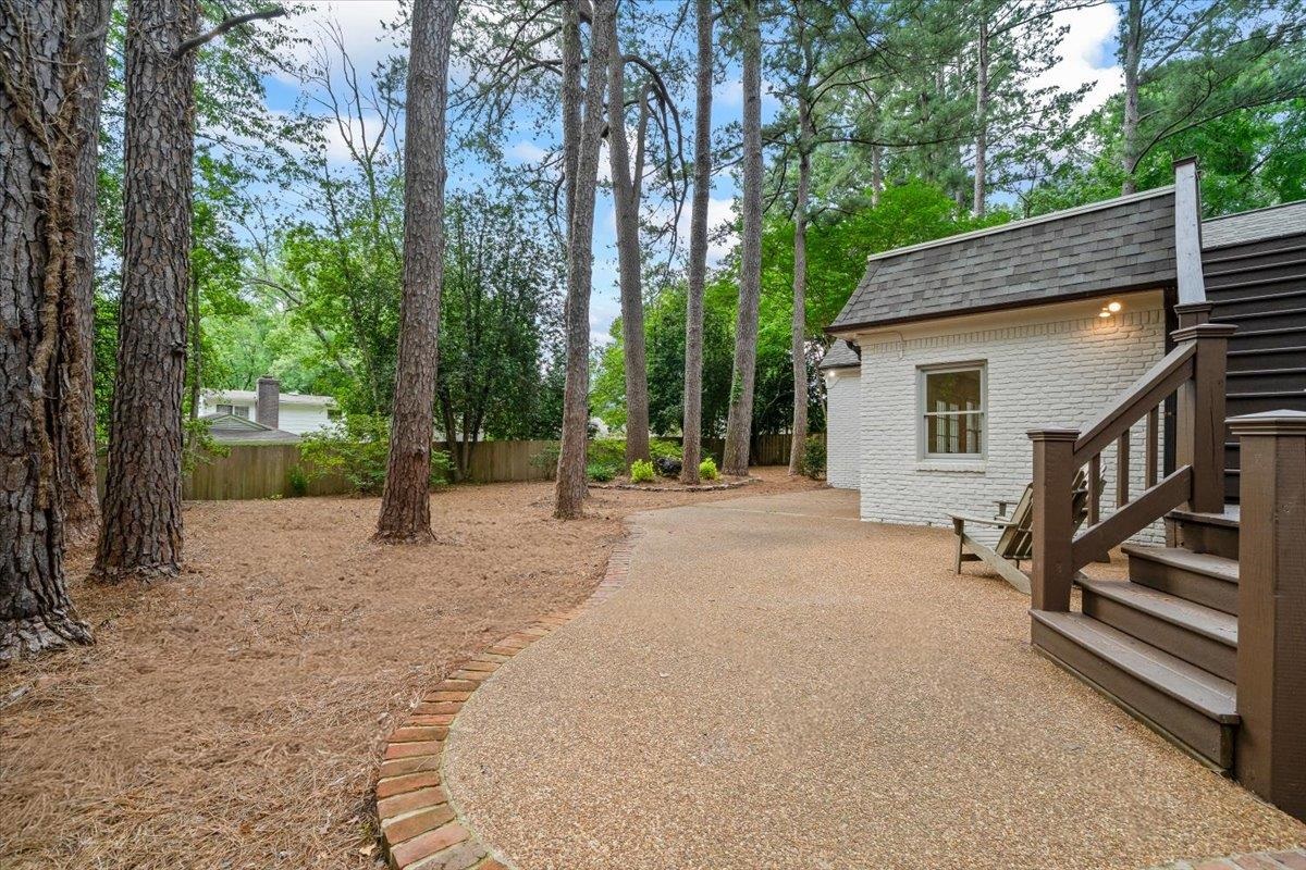 2162 KIMBROUGH WOODS PL