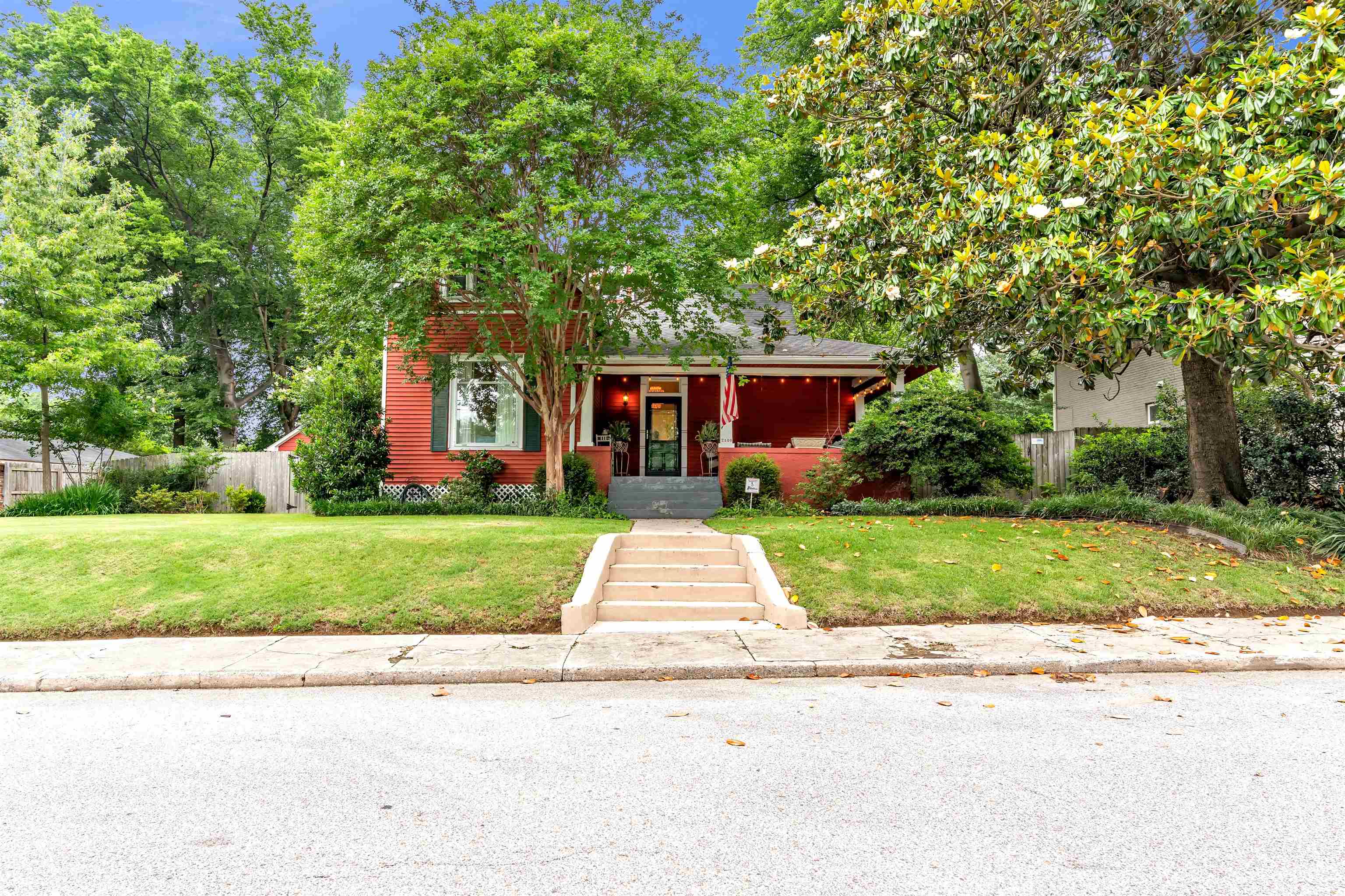 2100 HARBERT AVE
