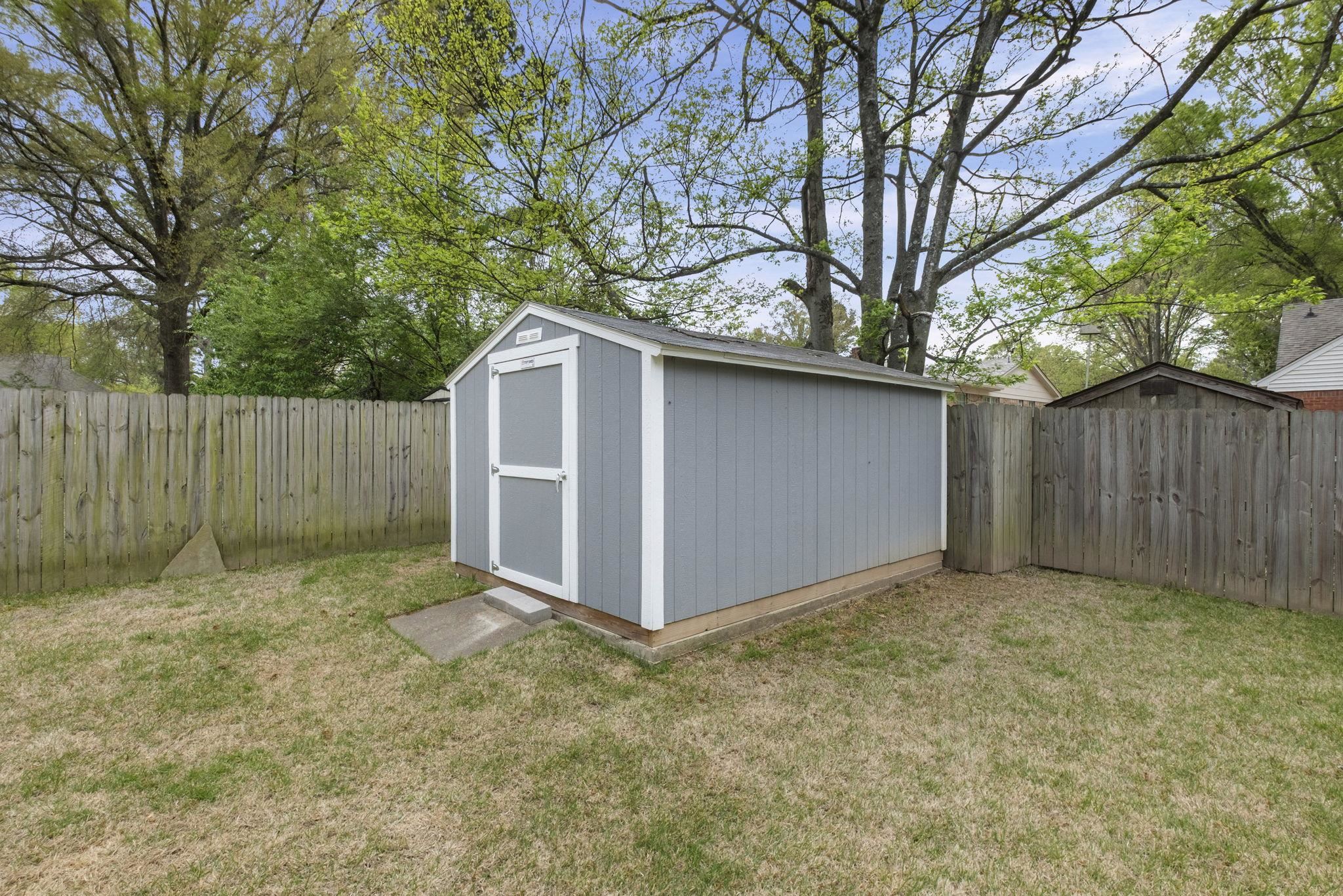 1545 RIVERDALE RD
