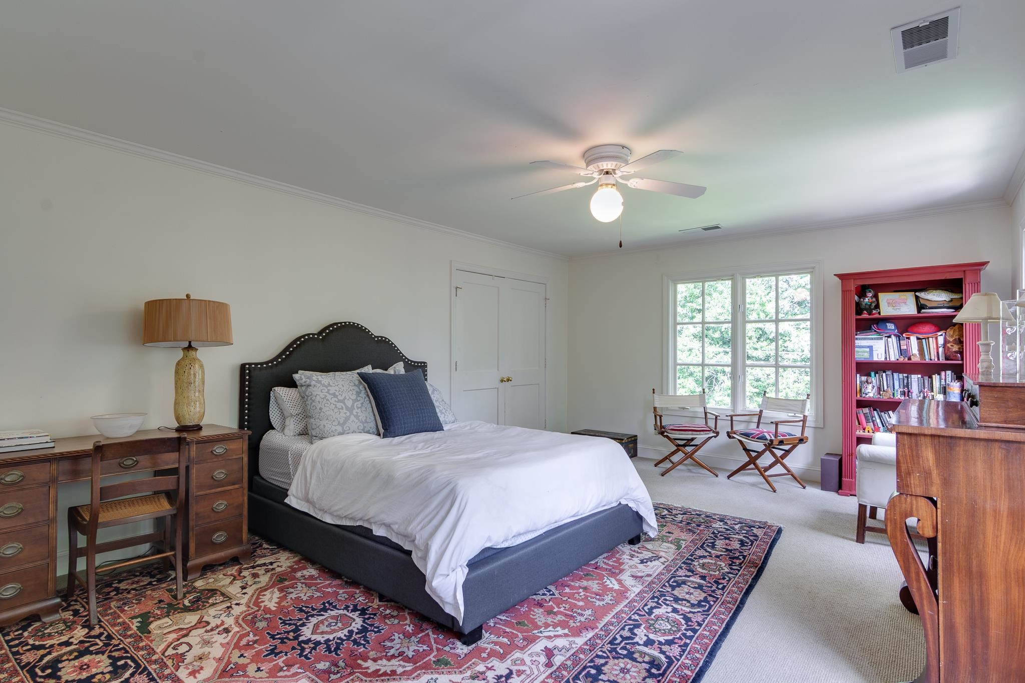 353 WILLIAMSBURG LN